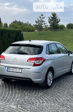 Хетчбек Citroen C4 2014 в Дніпрі