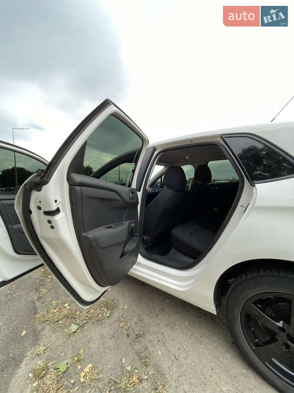 Хэтчбек Citroen C4 2012 в Киеве фото 10 Хэтчбек Citroen C4 2012 в Киеве