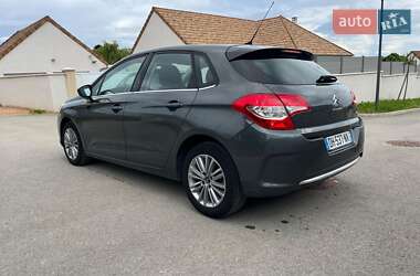 Хэтчбек Citroen C4 2013 в 