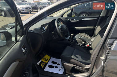Хетчбек Citroen C4 2014 в 