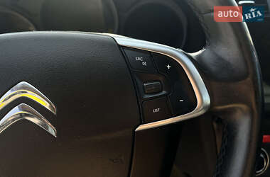 Хетчбек Citroen C4 2014 в 