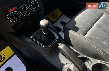 Хетчбек Citroen C4 2014 в 