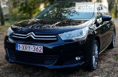 Хэтчбек Citroen C4 2011 в Хороле