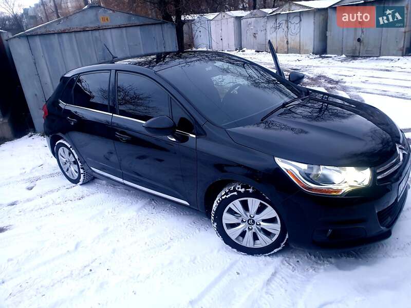 Citroen C4 2011