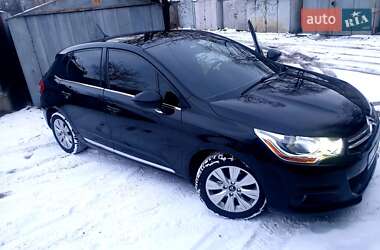 Хэтчбек Citroen C4 2011 в 