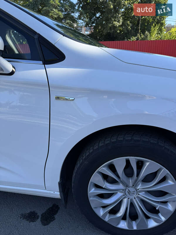 Хэтчбек Citroen C4 2014 в Ужгороде