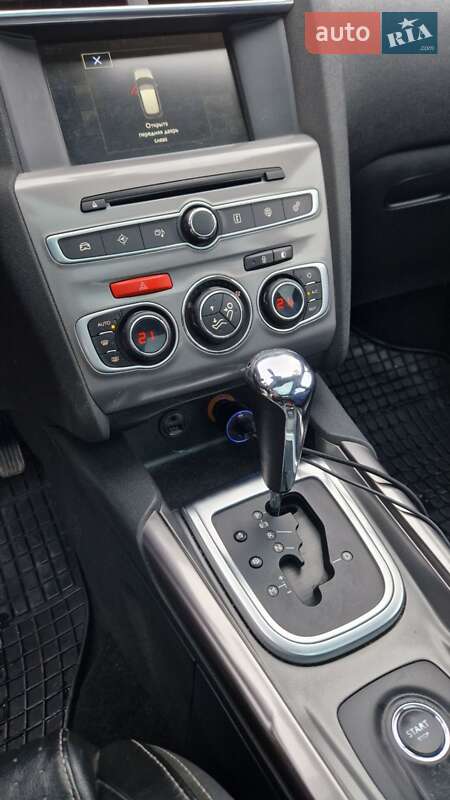 Хетчбек Citroen C4 2015 в Умані