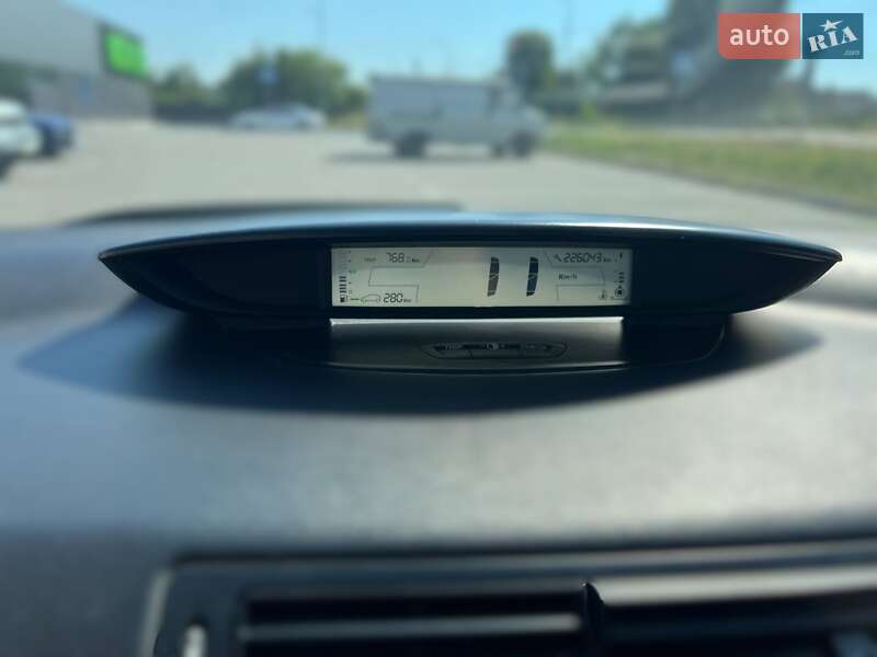 Хэтчбек Citroen C4 2006 в Киеве фото 15 Хэтчбек Citroen C4 2006 в Киеве