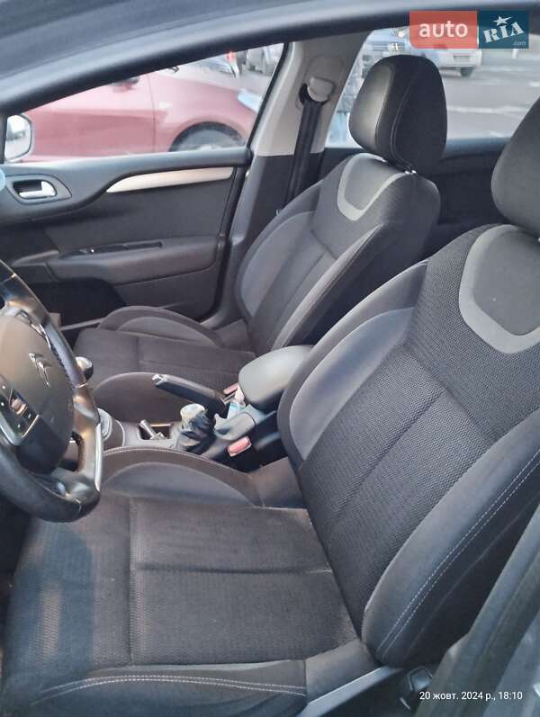 Хэтчбек Citroen C4 2015 в Киеве фото 9 Хэтчбек Citroen C4 2015 в Киеве