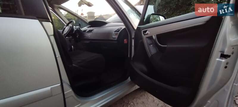 Хэтчбек Citroen C4 2009 в Измаиле