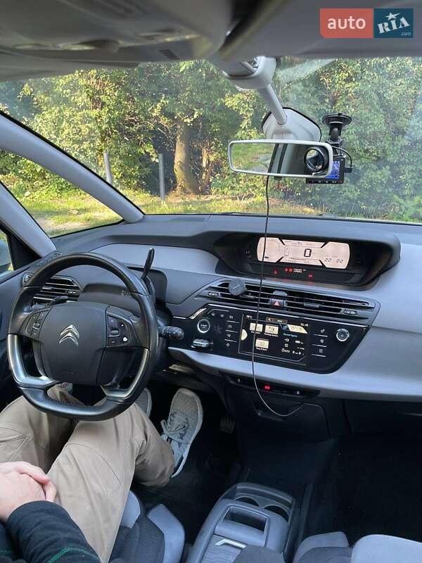 Хетчбек Citroen C4 2016 в Ужгороді