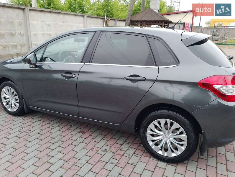 Хетчбек Citroen C4 2013 в Львові