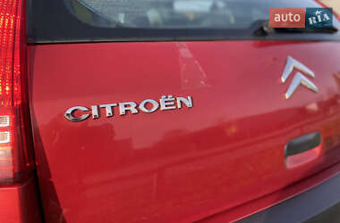 Хэтчбек Citroen C4 2008 в 