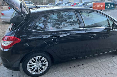 Хэтчбек Citroen C4 2013 в 