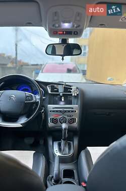 Хэтчбек Citroen C4 2016 в Луцке