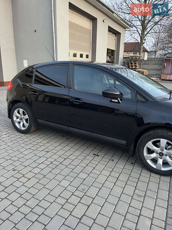 Хетчбек Citroen C4 2010 в Калуші