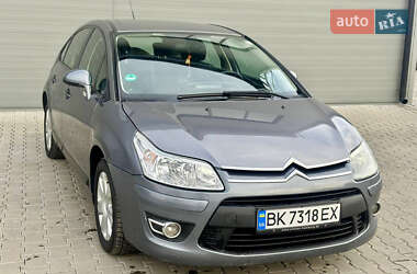 Хэтчбек Citroen C4 2009 в Сарнах