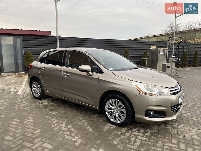 Citroen C4 2011