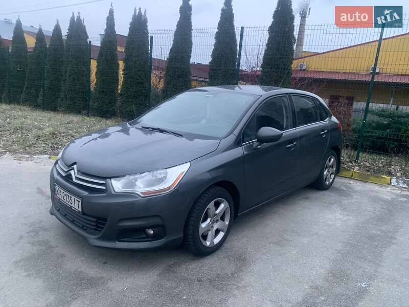 Хэтчбек Citroen C4 2012 в Киеве