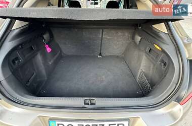 Хэтчбек Citroen C4 2012 в 