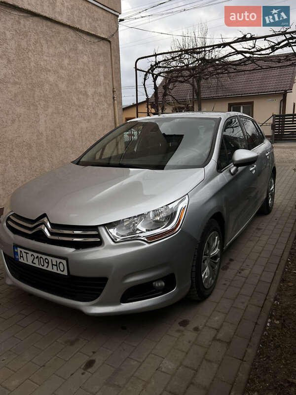 Хэтчбек Citroen C4 2011 в Ивано-Франковске фото 2 Хэтчбек Citroen C4 2011 в Ивано-Франковске