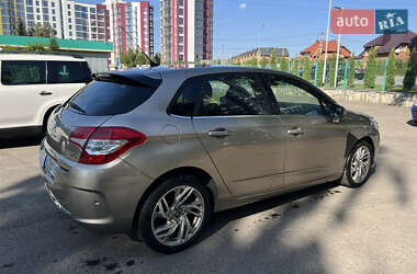 Хэтчбек Citroen C4 2011 в 