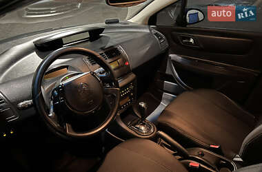 Хэтчбек Citroen C4 2006 в 