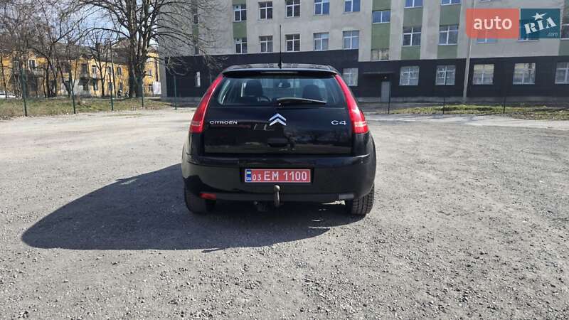 Хэтчбек Citroen C4 2008 в Каменском