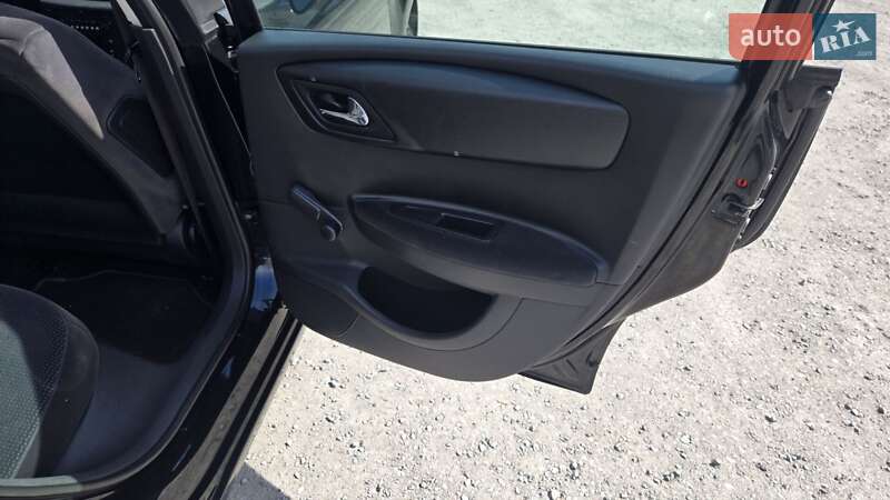Хэтчбек Citroen C4 2008 в Каменском