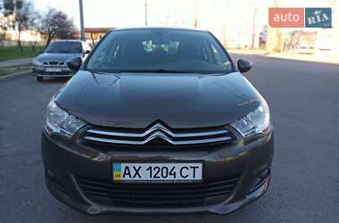 Хэтчбек Citroen C4 2012 в 