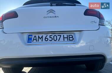 Хэтчбек Citroen C4 2016 в 