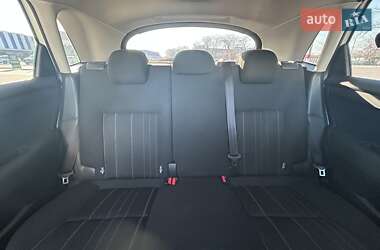 Хэтчбек Citroen C4 2016 в 