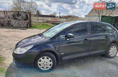 Хэтчбек Citroen C4 2006 в 