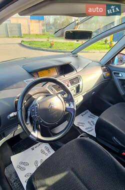 Хэтчбек Citroen C4 2008 в 