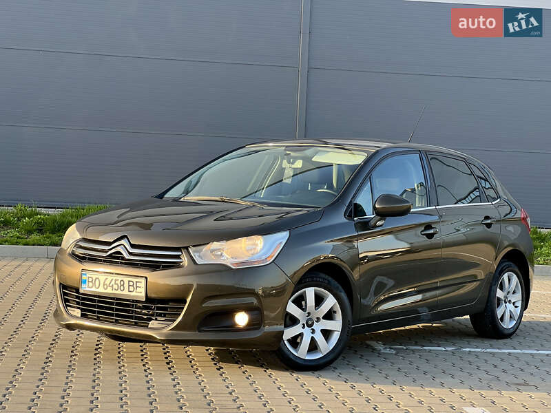 Хетчбек Citroen C4 2013 в 