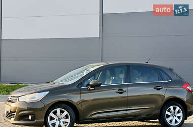Хетчбек Citroen C4 2013 в 