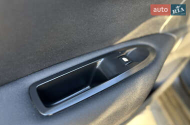 Хетчбек Citroen C4 2013 в 
