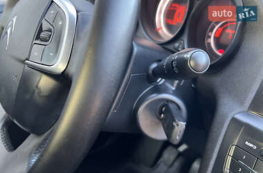 Хетчбек Citroen C4 2013 в 