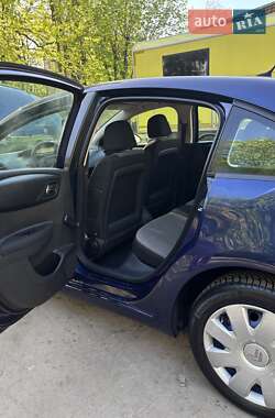 Хетчбек Citroen C4 2006 в 