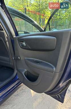 Хетчбек Citroen C4 2006 в 