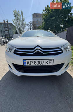 Хэтчбек Citroen C4 2011 в 