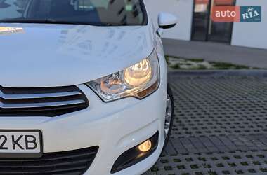 Хэтчбек Citroen C4 2012 в 