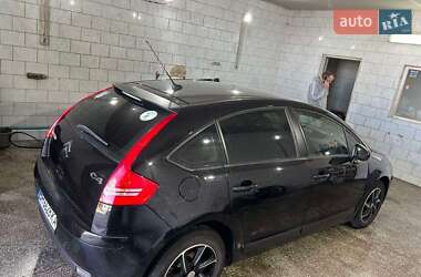 Хетчбек Citroen C4 2010 в Чернівцях