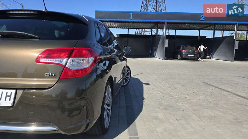 Хетчбек Citroen C4 2010 в Івано-Франківську