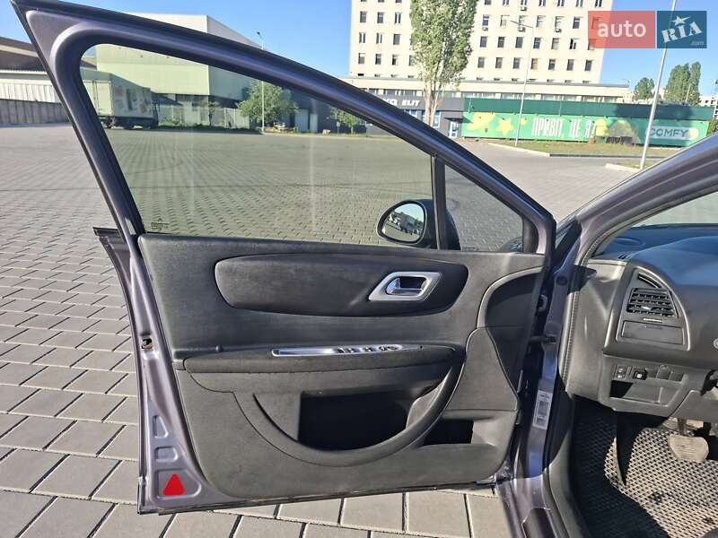 Хетчбек Citroen C4 2006 в Черкасах