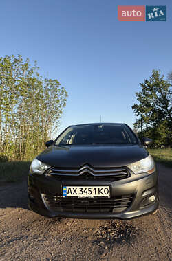 Хетчбек Citroen C4 2013 в 