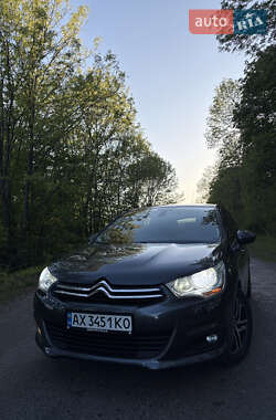 Хетчбек Citroen C4 2013 в 