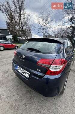 Хэтчбек Citroen C4 2012 в 