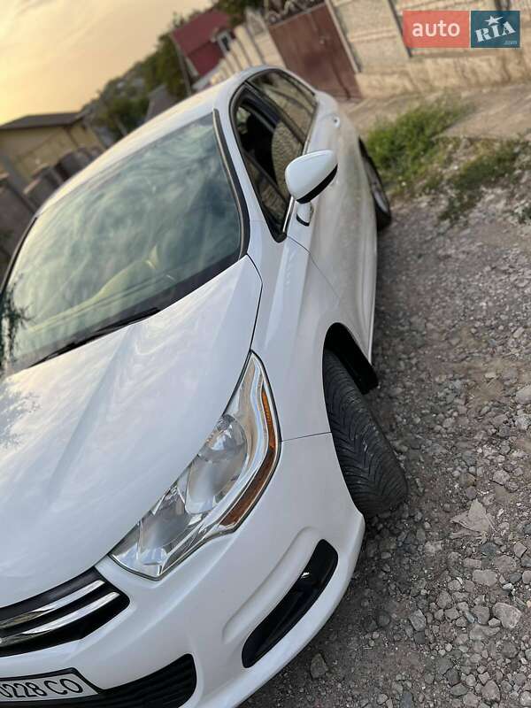 Хэтчбек Citroen C4 2013 в 