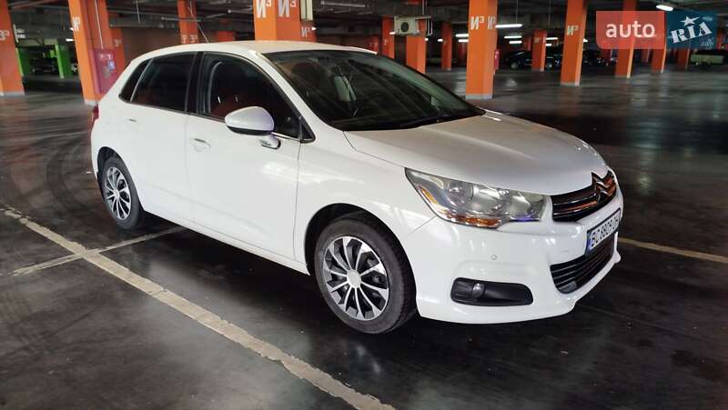 Седан Citroen C4 2012 в Львові